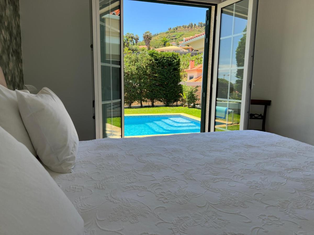 Casa Roc Madeira - 5 Bedrooms - Ocean And City Views - Private Heated Pool Фуншал Екстериор снимка